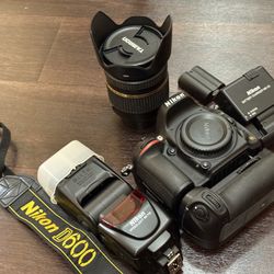 Nikon D600 + Tamron Lens + Speedlight + Battery Grip