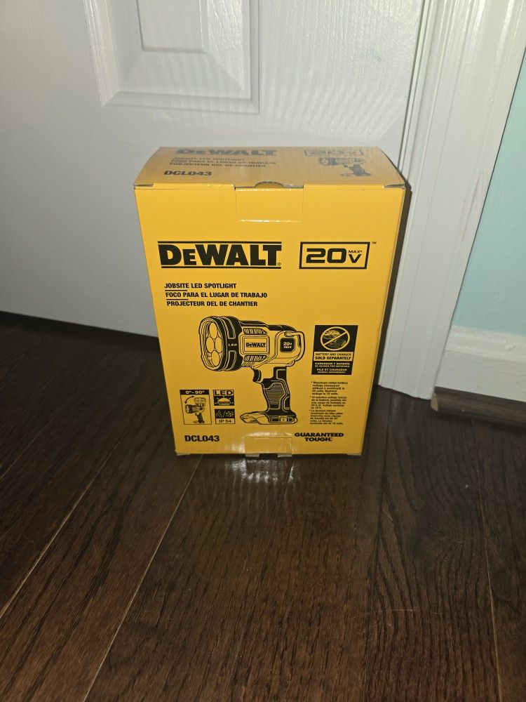 
DEWALT
20V MAX Cordless LED Jobsite Spotlight