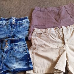 Womans Shorts Clean Good Condition $2.00 Each Or All For $8.00