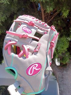 Rawlings softball gloves