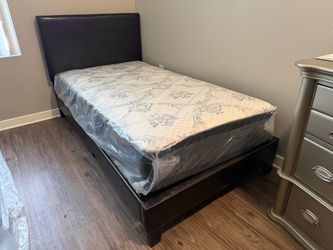 Twin Bed With Supreme Mattress Included!