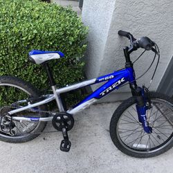 Trek Mt60 Kid Bike