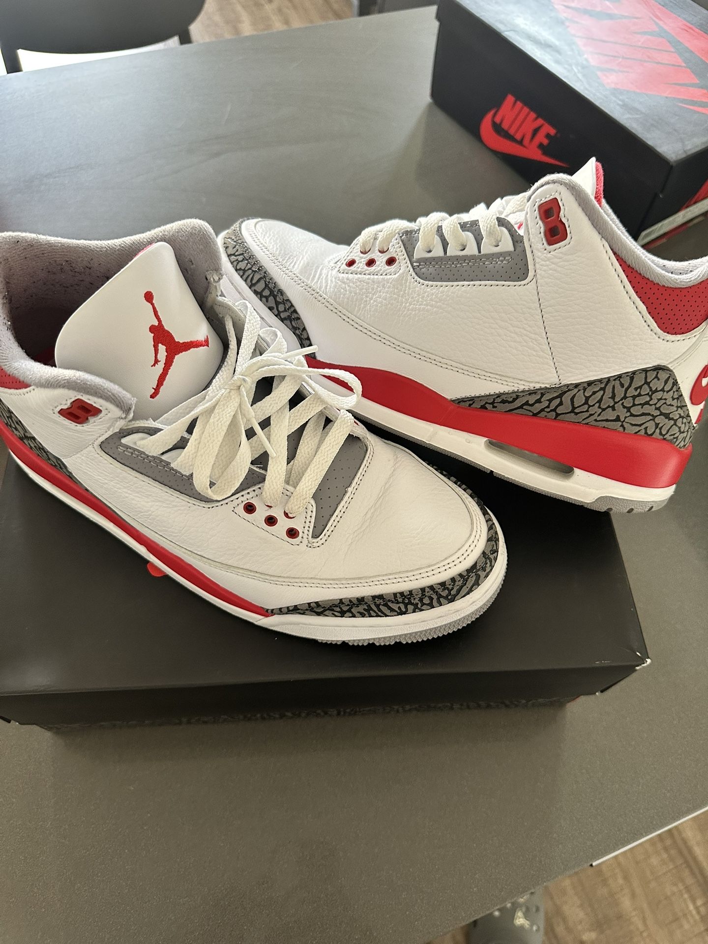 Jordan 3 Fire Red