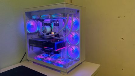 High-End White Gaming PC | Ryzen 7 9800X3D | RTX 4070 SUPER STRIX | DDR5 | Premium Build
