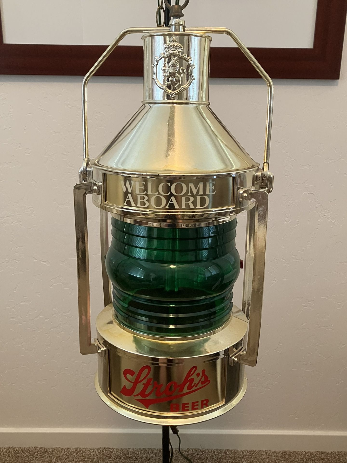 Vintage Early 1970’s Stroh’s Beer Nautical Lantern Light with Rotating Motion