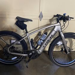 Trek Allant+ 8S Stagger