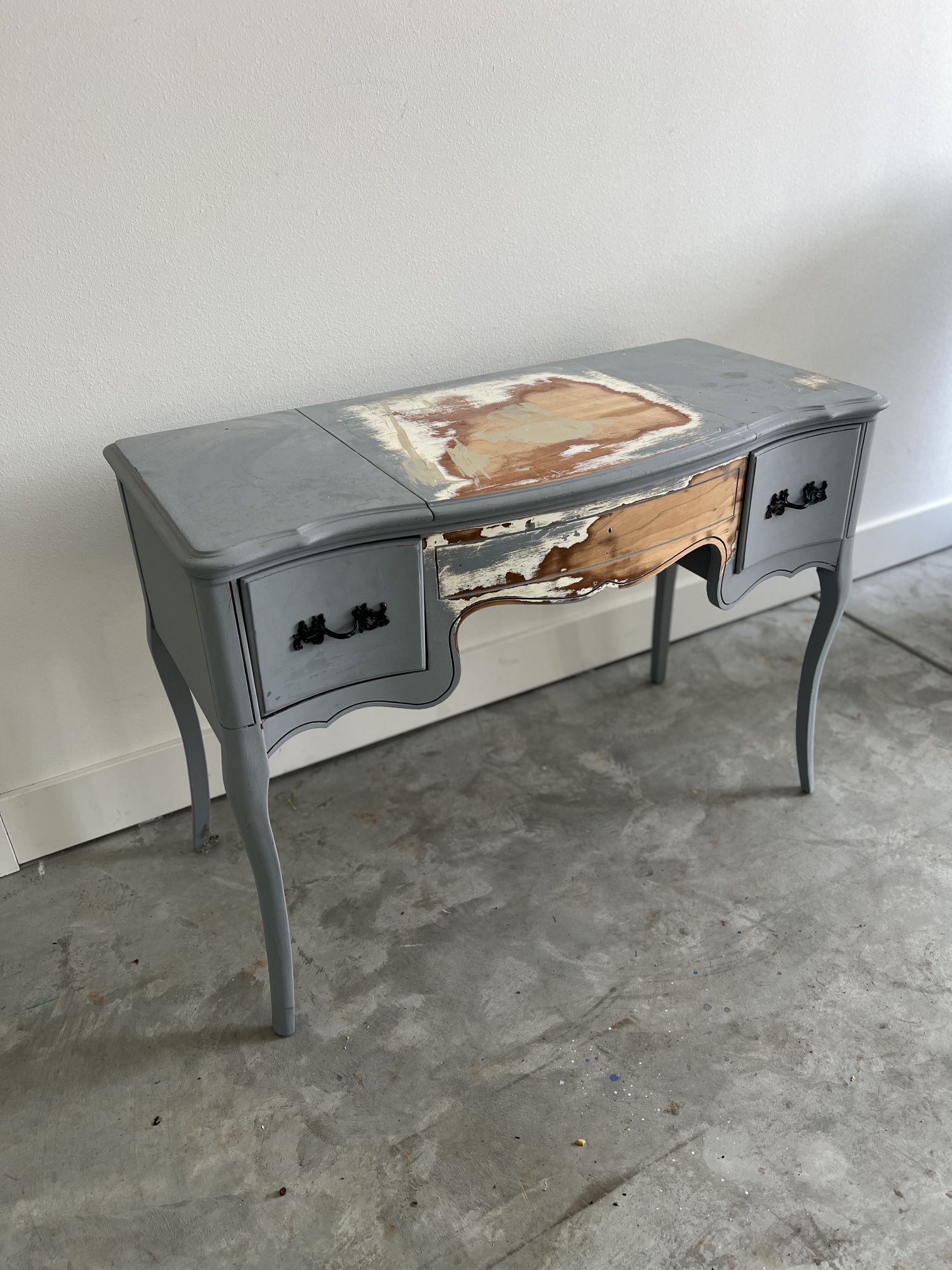 Real Wood Antique Vanity