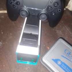 Used Ps5 76 Games Wireless Charger