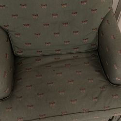 Set of two matching sofa chairs 