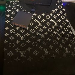 Louis Vuitton XS Shirt 