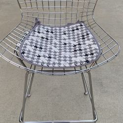 Bertoia Style Bar Stool