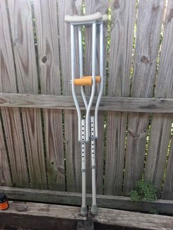 Youth and adults crutches