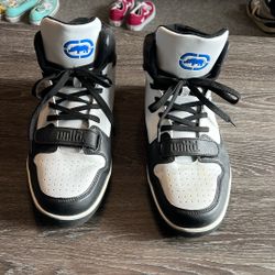 Eco Unltd. Stone Black Wire Lace Up 12 Sneakers 