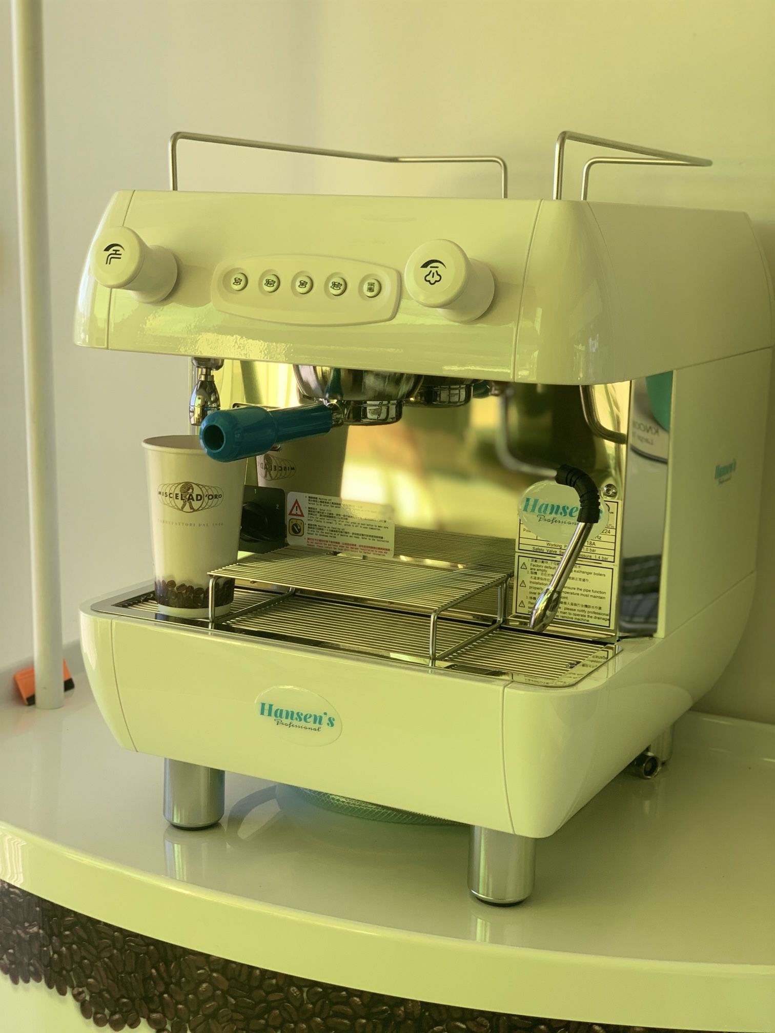 Hansens Professional Espresso Machine, Must See It