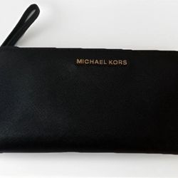 Michael Kors Jet Set Travel Saffiano Leather Continental Wristlet Wallet Black