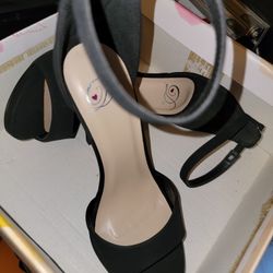High Heels Size 6