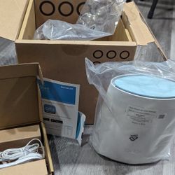 Orbi TriBand Mesh Router