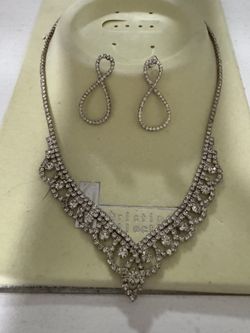 Necklace And earrings
