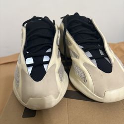 Yeezy 700 V3 Azael