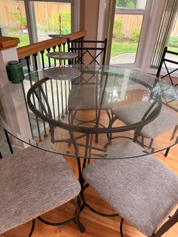 Round Glass Top Dining Table with 4 Chairs