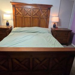 Queen Bedroom Set 