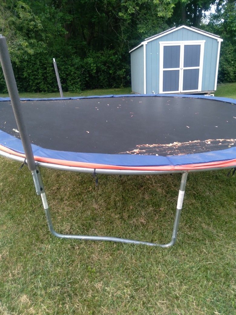 Trampoline