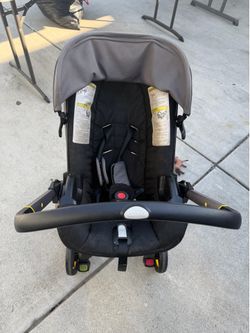 Doona Stroller /car seat