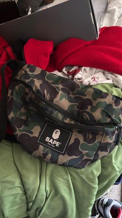 Bape cross body Danny pack used