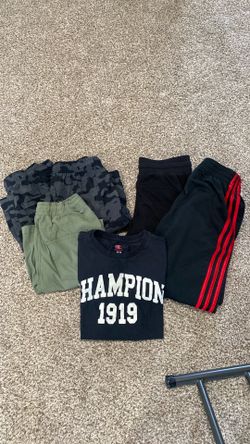 BOYS USED CLOTHE MEDIUM