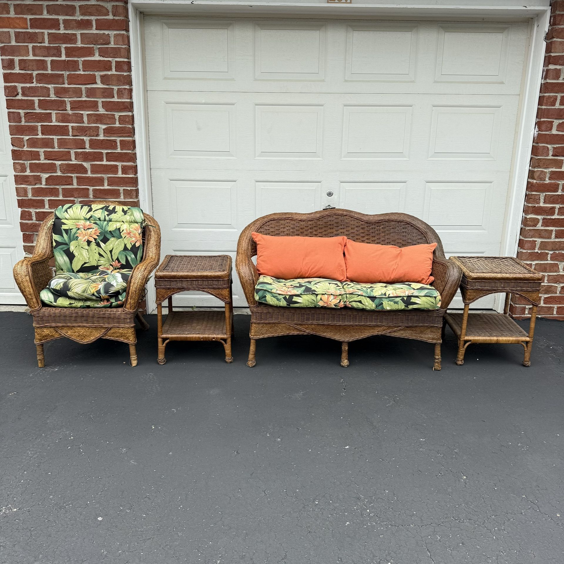 Rattan Patio Set..Chair, Love Seat, 2 Tables