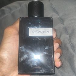 YvesSaintLaurent cologne