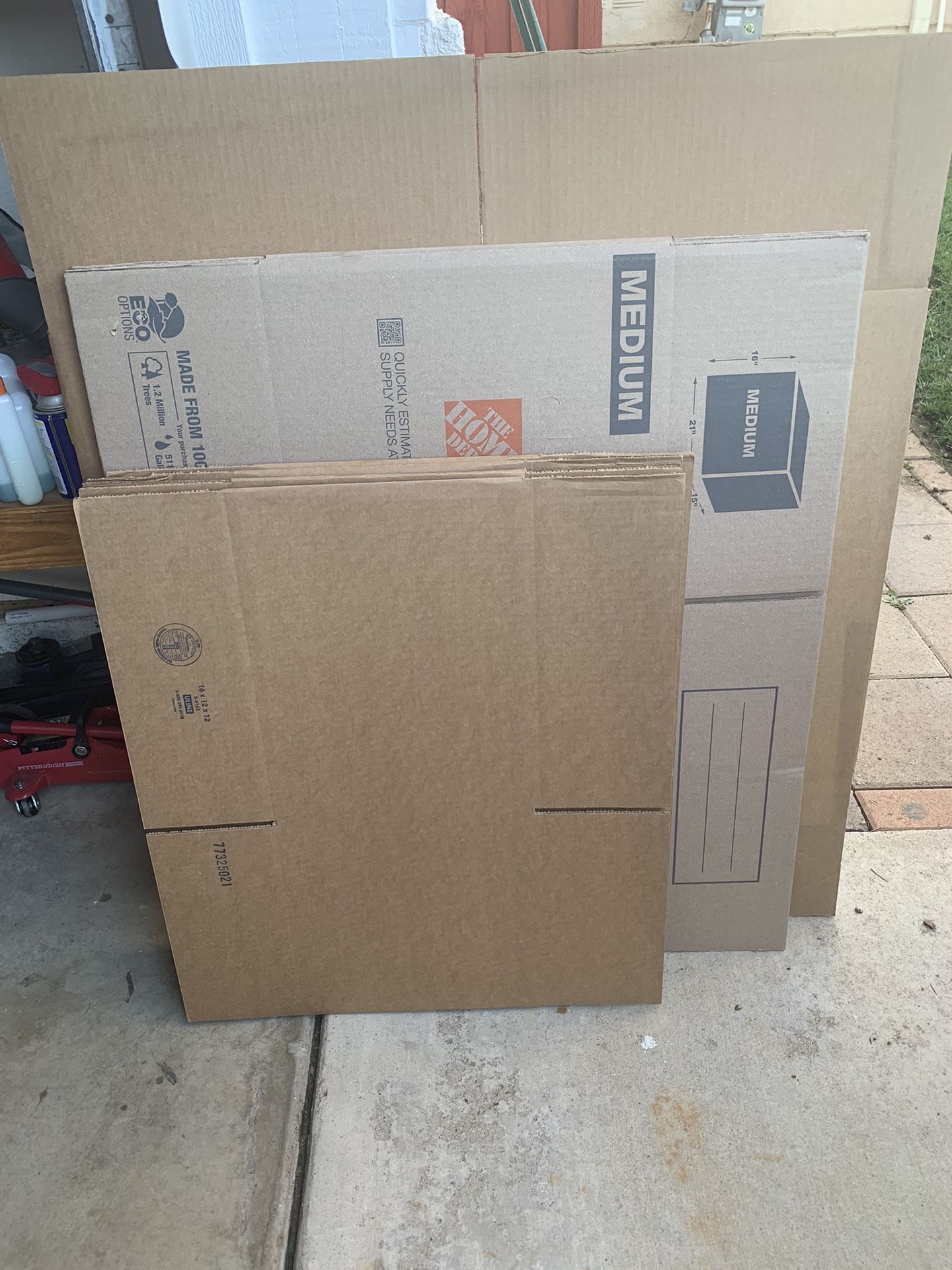 Boxes & Packing Paper (FREE FREE FREE) (5/14)