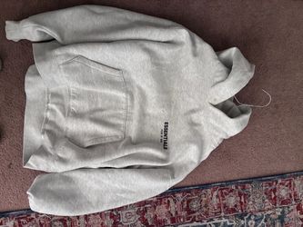Essential hoodie