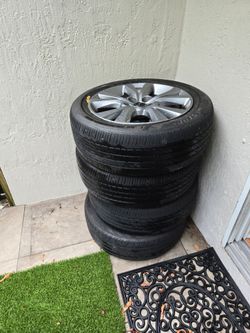 Mazda cx 30 wheels and tires