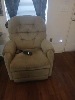 Electric Recliner with lift and recline feature