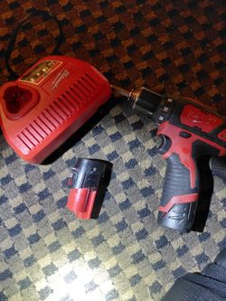 M12 milwuakee drill driver