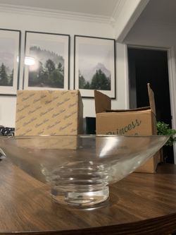 Princess House Heritage Crystal Bowl 