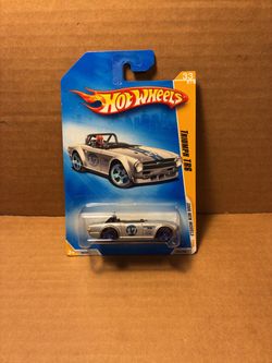 Hot Wheels Triumph TR6 (Milwaukie,OR)
