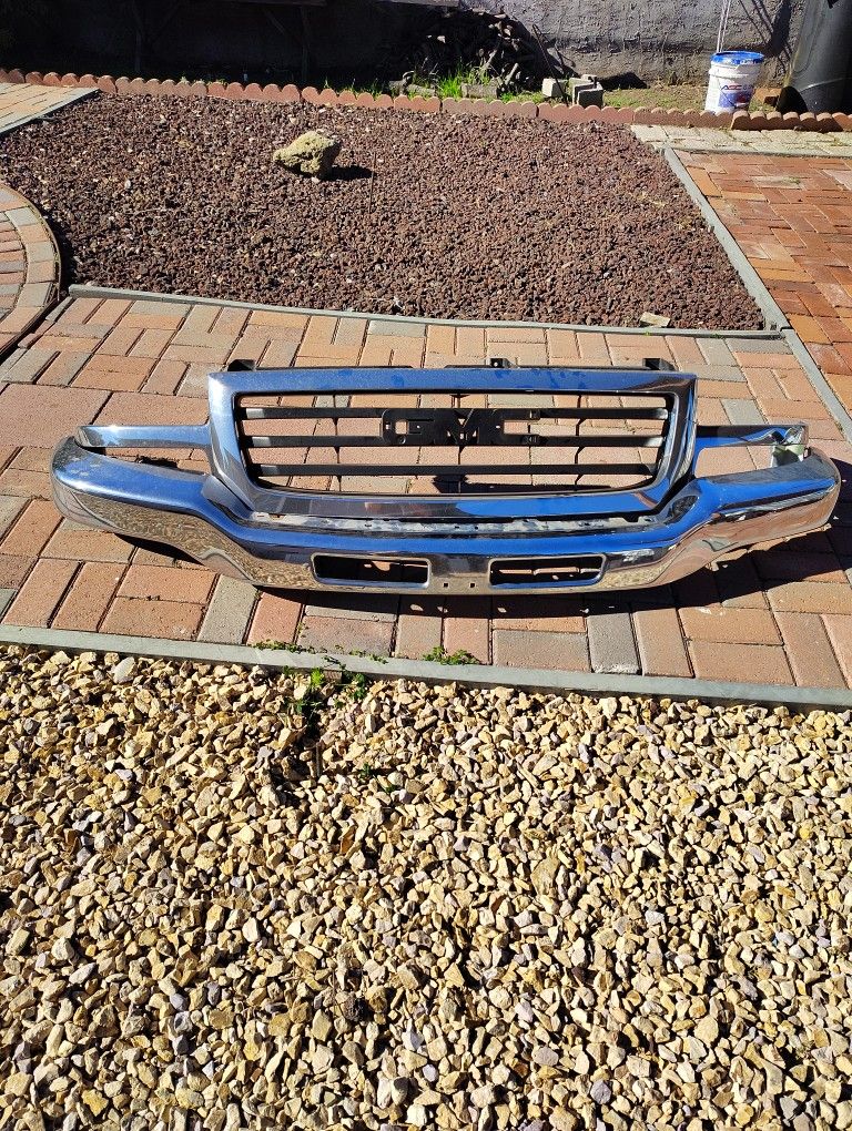 GMC Front Grill And Bumper