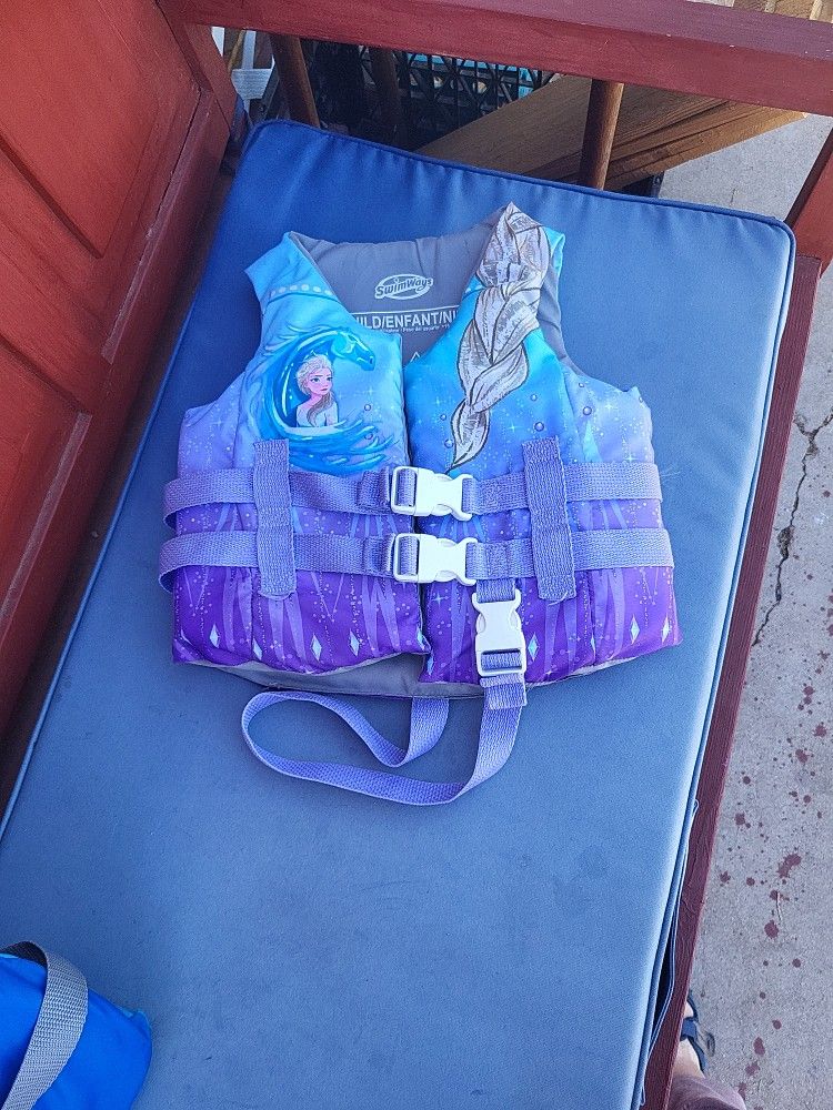 SwimWays Child Frozen Swim Vest