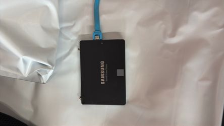 Samsung solid state drive 860 Evo 500GB