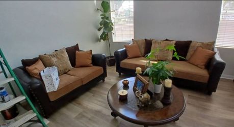 Nice Sofa Set