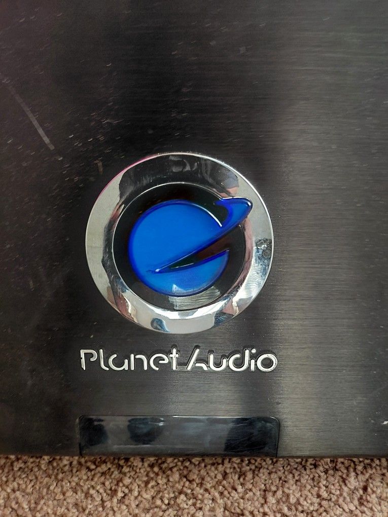 Planet Audio Car Amplifier