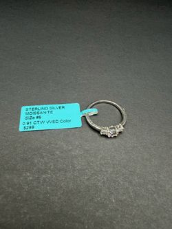 💍 Moissanite 3-Stone Ring – 925 Sterling Silver (Size 9) 💍