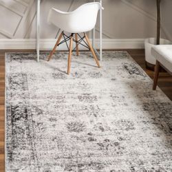 7’ X 10’ Area Rug