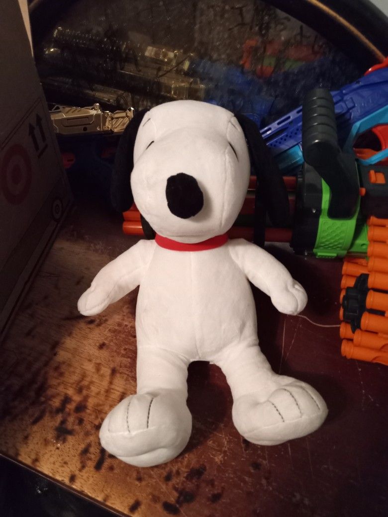 Stuffed Animal Snoopy 