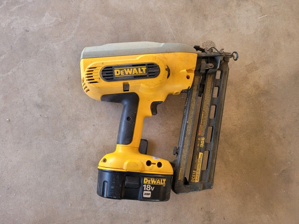 18v Dewalt Nail Gun