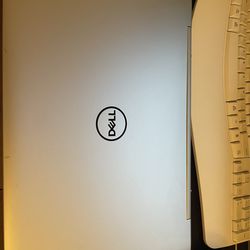 Dell Inspiron 17 7000 2 in 1 laptop tablet