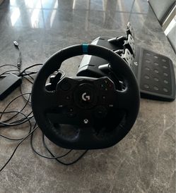 Logitech G923 Racing Wheel