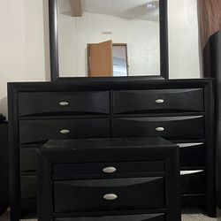 chest of drawers with mirror and two drawers